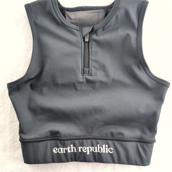 Victoria's Sport / Earth Republic Set of (2) Sports Bras Removable Pads Size XS - Picture 2 of 10